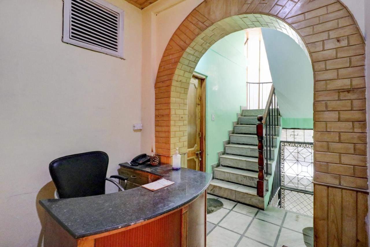 Oyo Hotel C Shimla Ngoại thất bức ảnh