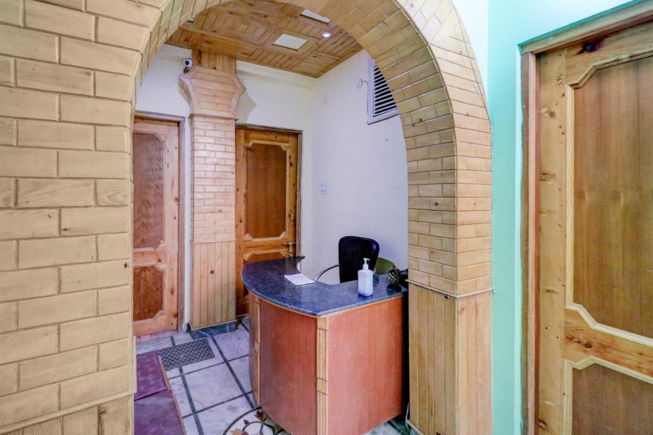 Oyo Hotel C Shimla Ngoại thất bức ảnh
